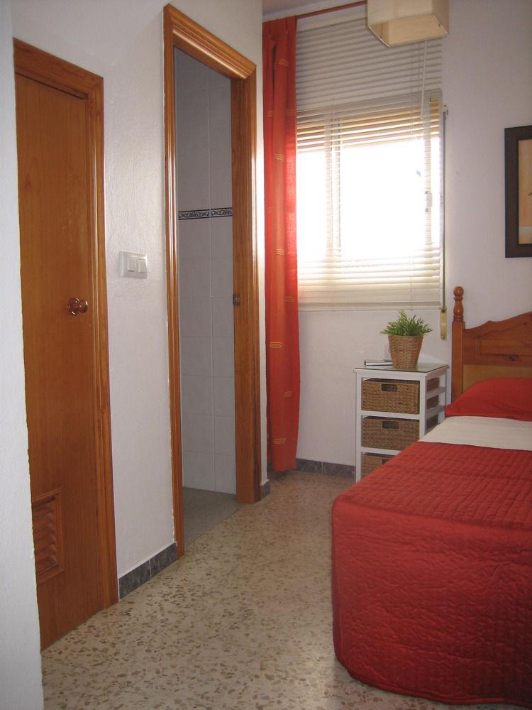 Hostal Tarantelo Conil Conil De La Frontera Exteriér fotografie